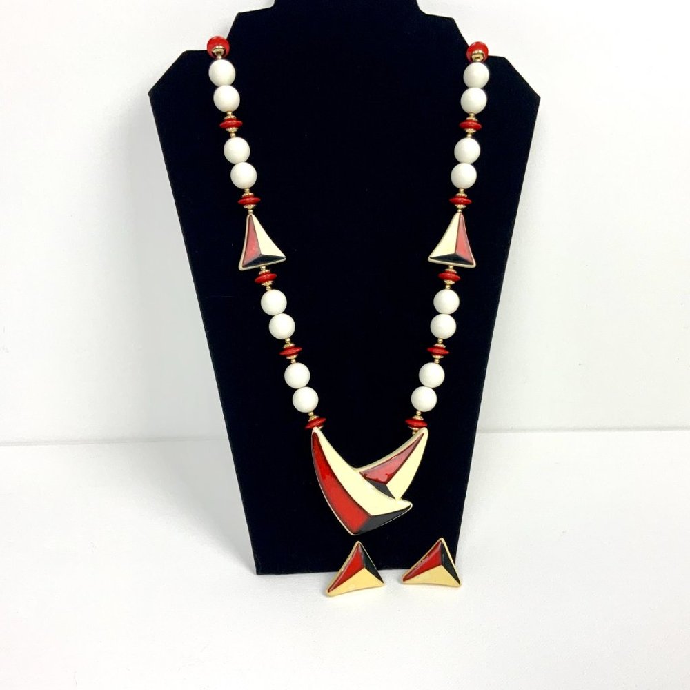 Vintage Art Deco Chunky Bead Necklace And Earrings